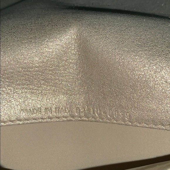 Dior Gold Wallet  Beautiful Bag & temp. Price drop - Picture 8 of 8